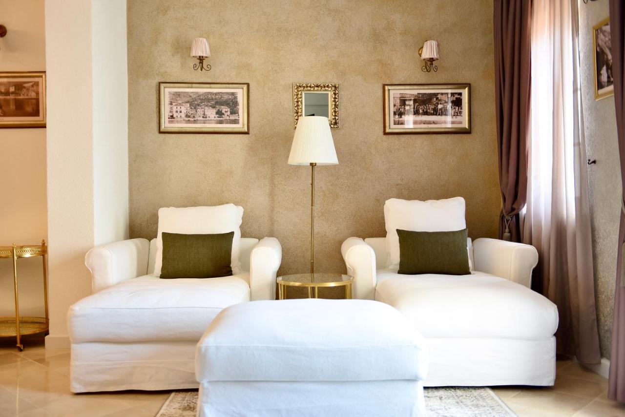 Villa Giardino Heritage Boutique Hotel Bol Extérieur photo